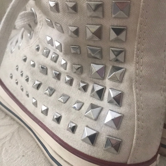 Converse silver stud high tops women’s size 7.5 - Picture 5 of 7